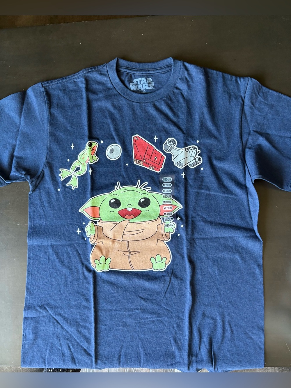 Star Wars: The Mandalorian Grogu GameStop Exclusive T-Shirt Medium NWT